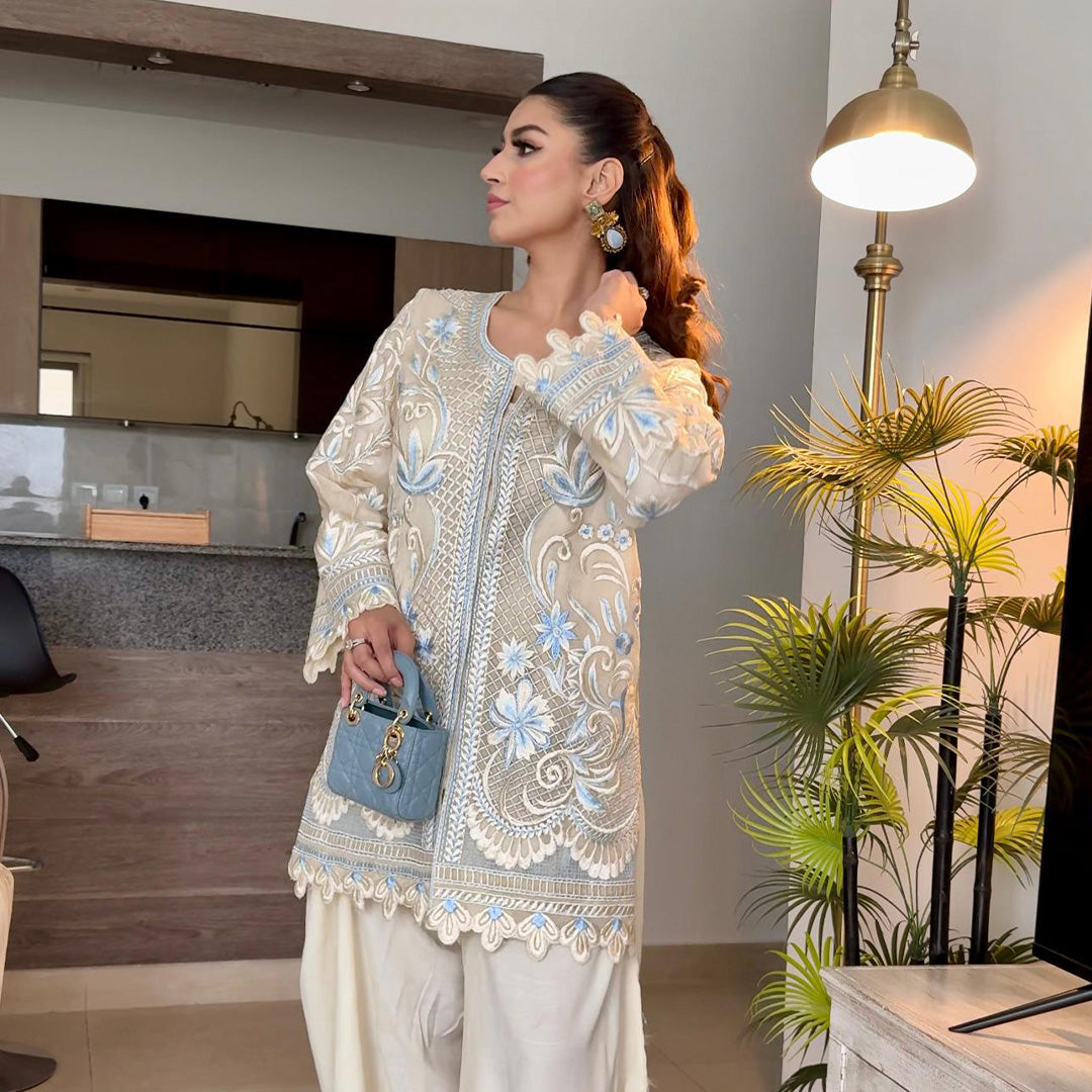 (Etoil Lumiere) 2pc , In Pure Organza with Hand Embroidery and with Silk Trouser