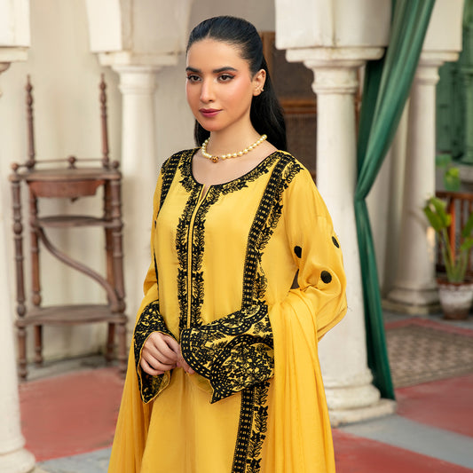 Elegant Yellow 3PC Tussle Silk Suit with Classic Black Contrast